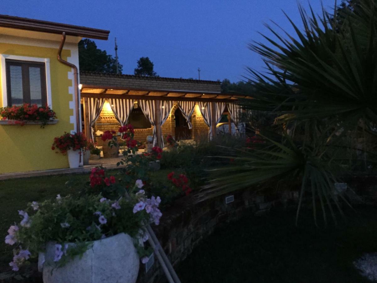 Villa "Casa Al Chiazzullo" Mirabella Eclano Exterior photo